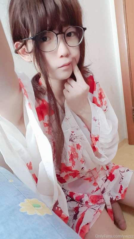 im going to buy a transparent color dildo
and few new cloth 7