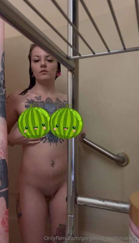 Strip tease and shower video 💦 