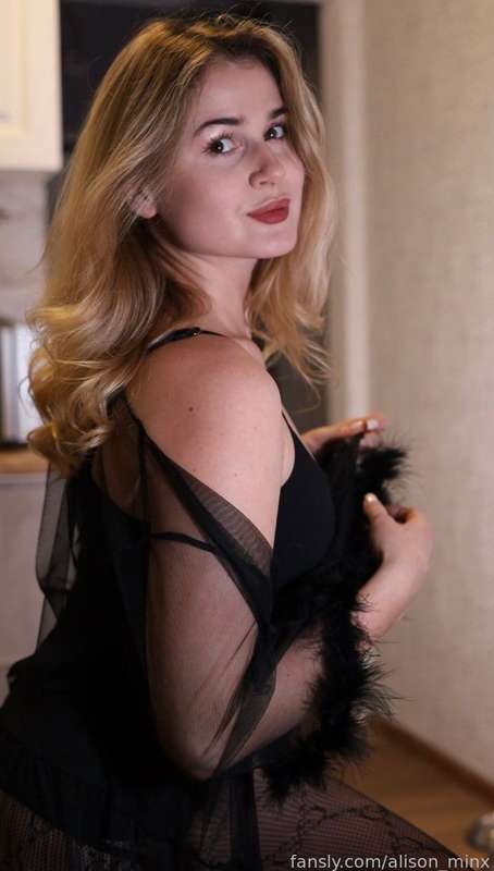 Alison_Minx - Fansly - 26 Dec, 2024 1