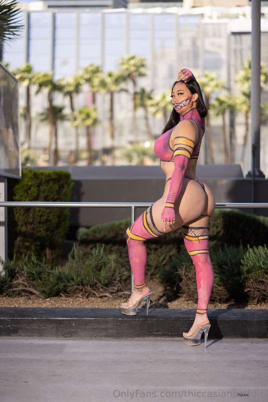 Have you seen my XXX Mileena tapes 🙈 Ask for them in the DMs..