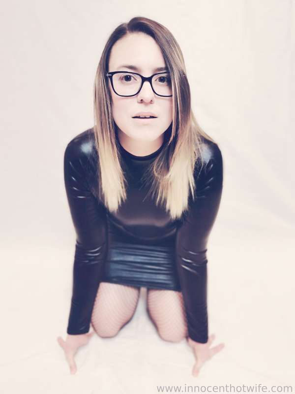 Innocenthotwife - Fansly - 23 Aug, 2021