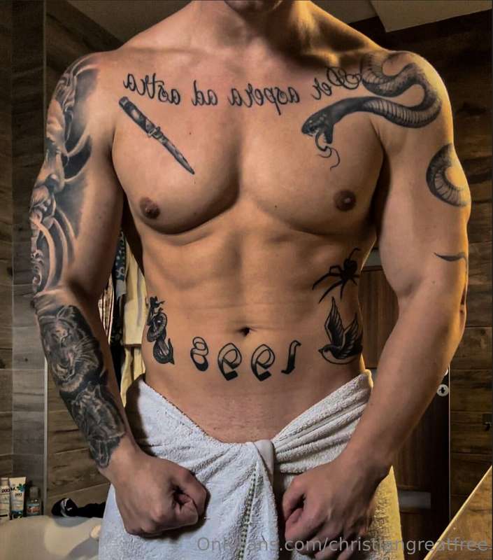 This body’s a playground… wanna come play? 😈