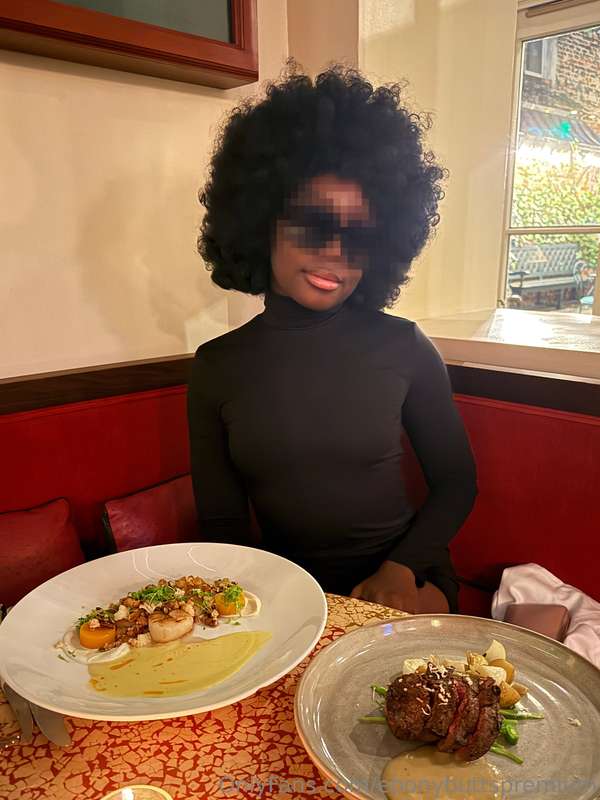 Dinner then sex or sex then dinner? 