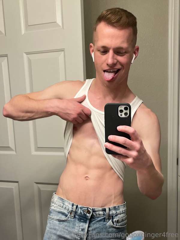 😜