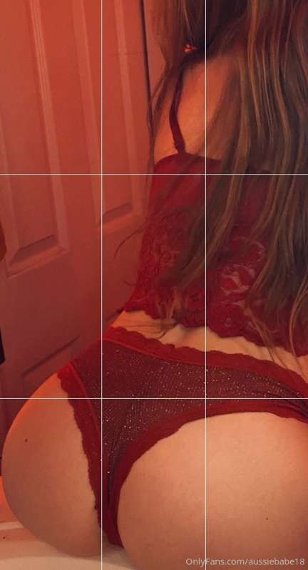 do you like red on me?🥀🥀 1