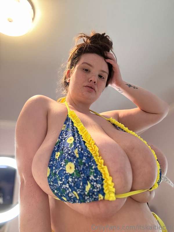 Prepare for a million posts in this bikini 😂 I fucking love ..