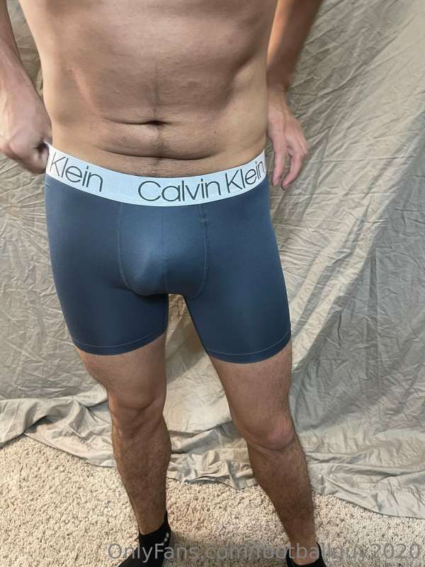 The Calvin Klein set of PVT Martinez - you'll want to see th.. 35