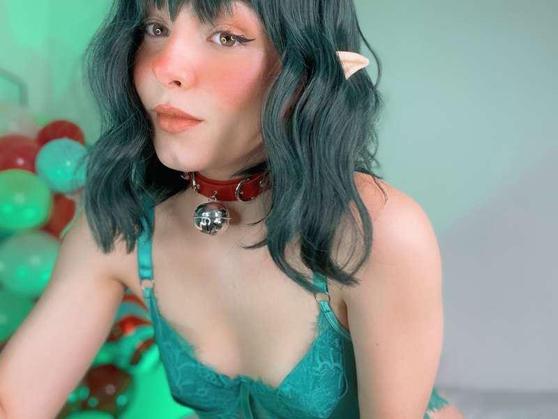🫒🎄🧝🏼‍♀️❤️‍🔥 9