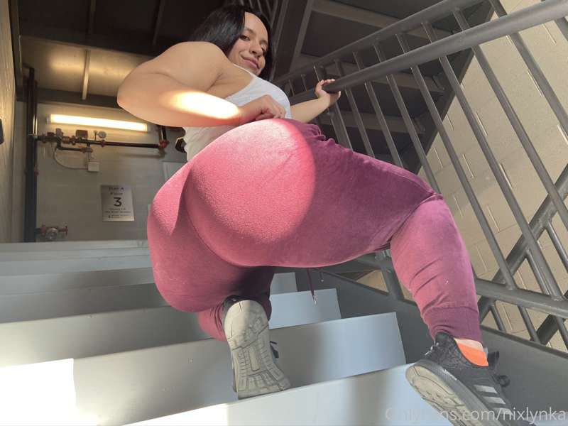 Happy Mother’s Day! Mama Nix brings some gifts! If you cum t.. 12