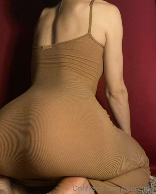 can u see my pussy from down there? 6