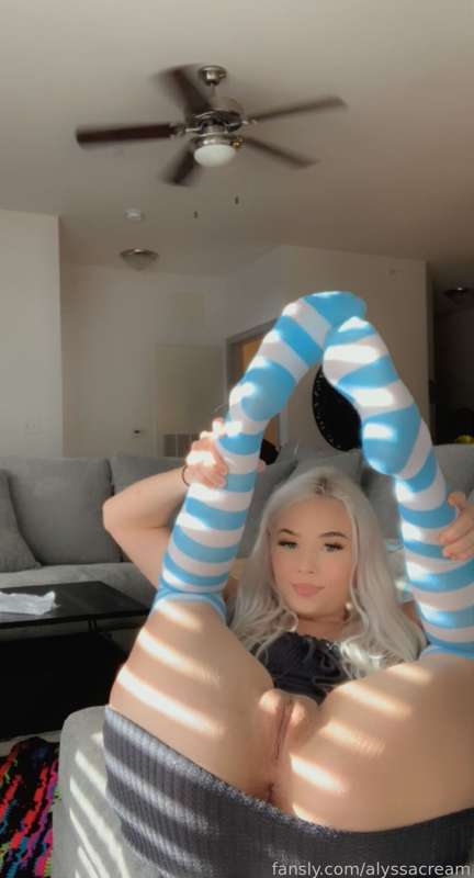 Alyssacream - Fansly - 14 Dec, 2021