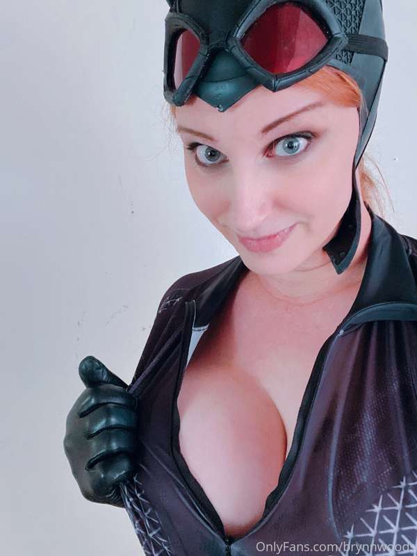 I had too much fun taking catwoman pictures and transferring.. 7