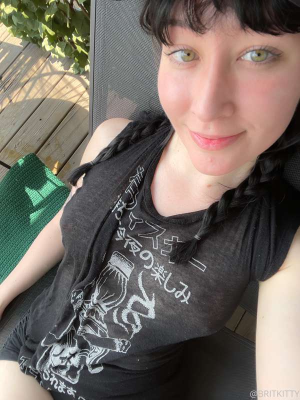 i got really excited showing off my nipples :3 swipe for mor.. 6