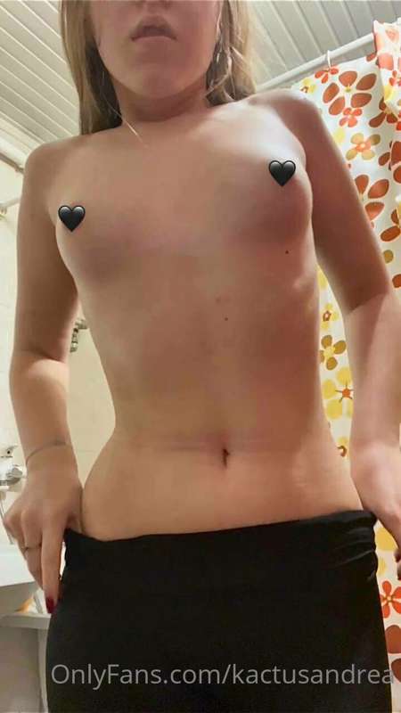 [Reenviado de 😇Eve]
[ Foto ]
⚠️FREE⚠️ @eve_tati @eve_tati ⚠️..