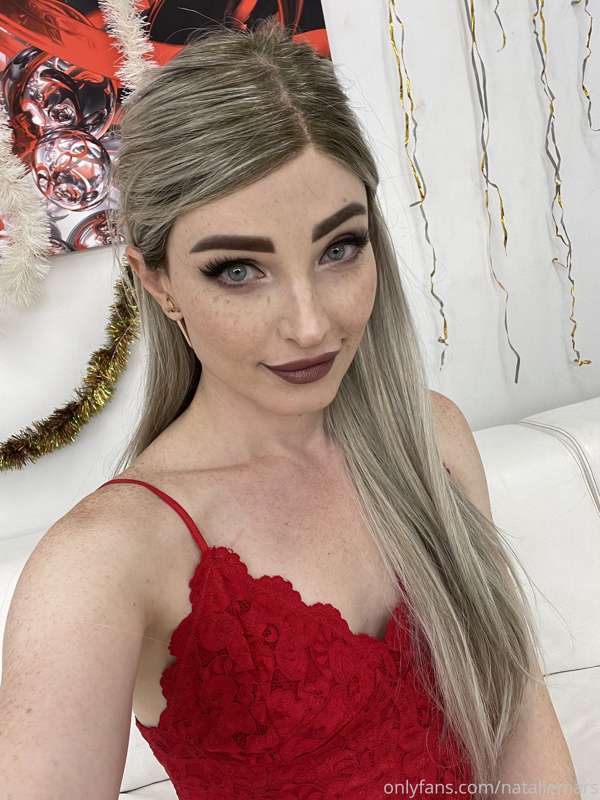 🧝🏻‍♀️ 1