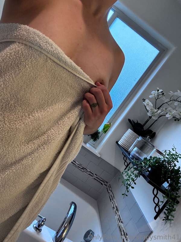 Was feeling out of sorts this morning so I figured a shower .. 1