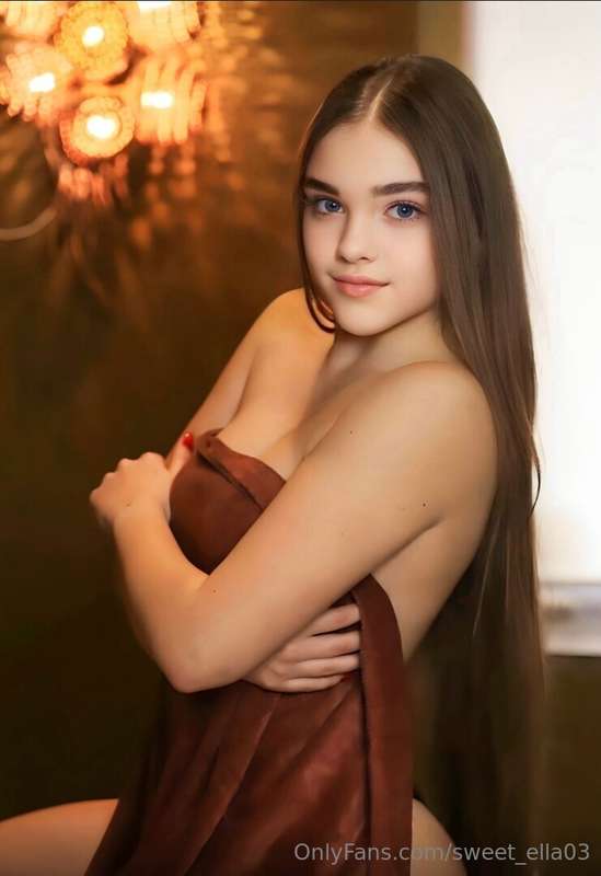 ❤️ 𝗙𝗥𝗘𝗘 𝗢𝗡𝗟𝗬 𝗡𝗢𝗪 ❤️ @evarainnn ❤️ My friend @evarainnn wants..