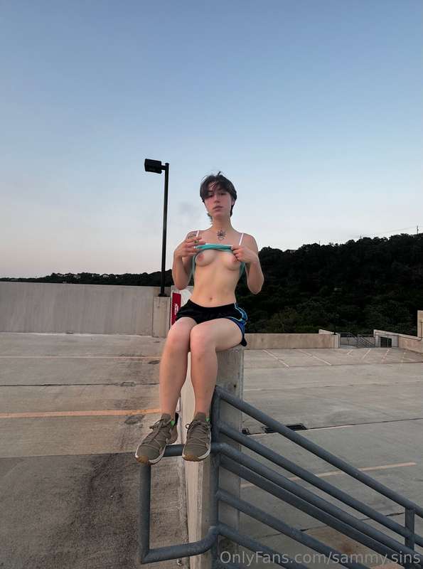 fun facts about me : I love parking garages & I love to watc.. 10