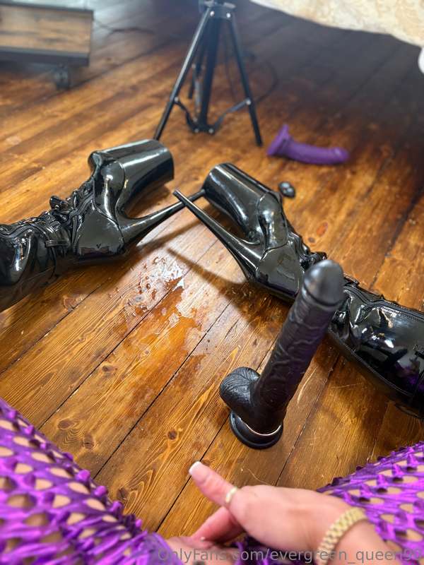 Did you unlock my new video yet? If not- you should! 💜😈 1