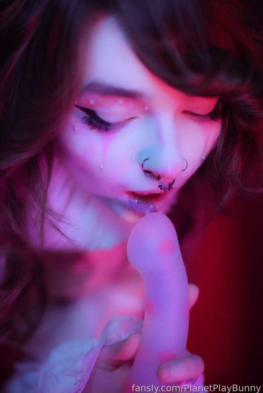 Planetplaybunny - Fansly - 20 Feb, 2025 1