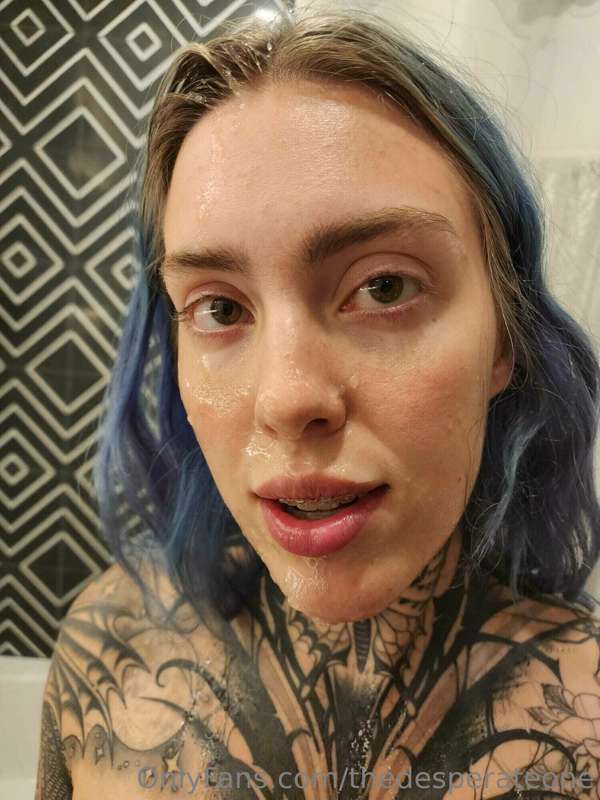Got covered in cum in Toronto 😈 I wanna be a little fuckdoll.. 18