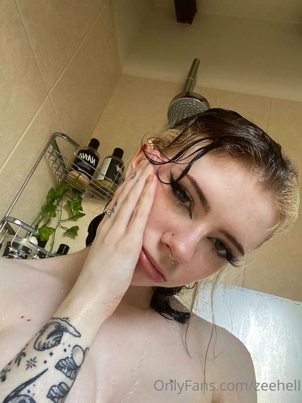 shower pics