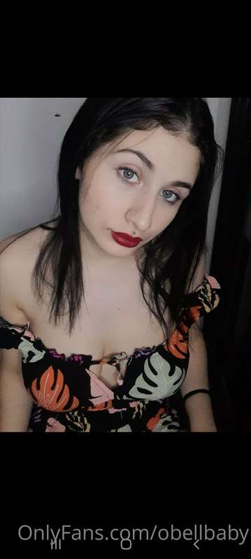 hello love, I'm a Latin girl, write me on my free page  💝@cr..