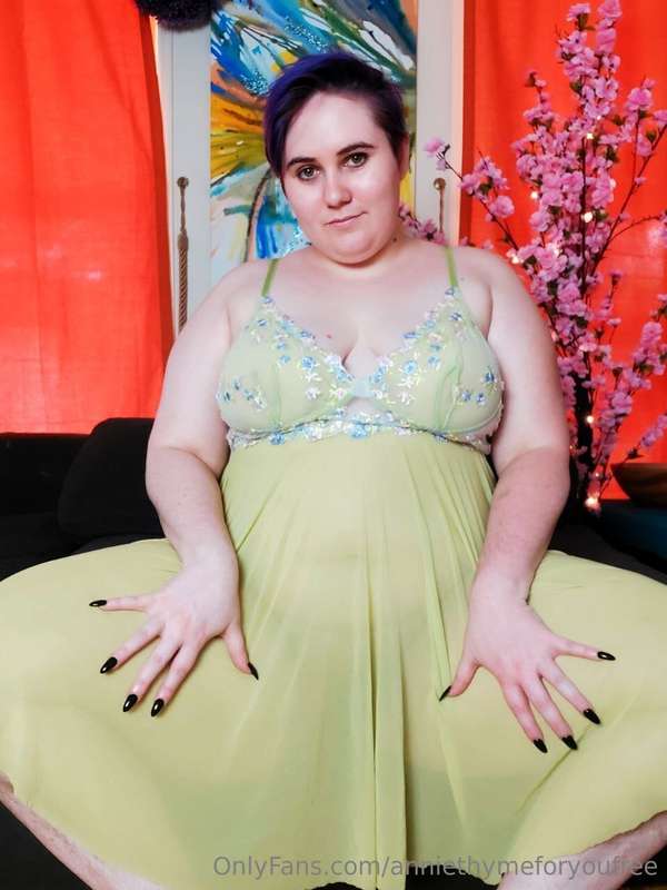 Call me cutie while you fuck me hard! 