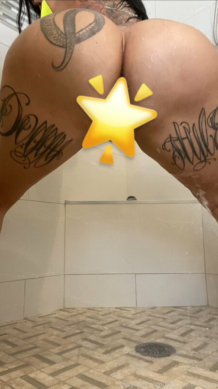 Rise and Shine😍 Wish I had your HARD COCK 🍌 inside me for Br..