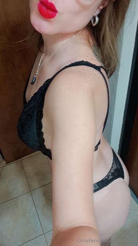 Hola Papi 💖 Soy 🎀Marijo🎀 y aquí encontraras contenido exclus..