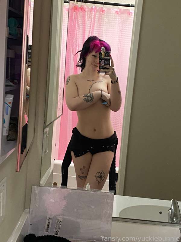 Yuckiebunnie - Fansly - 11 Feb, 2024 6