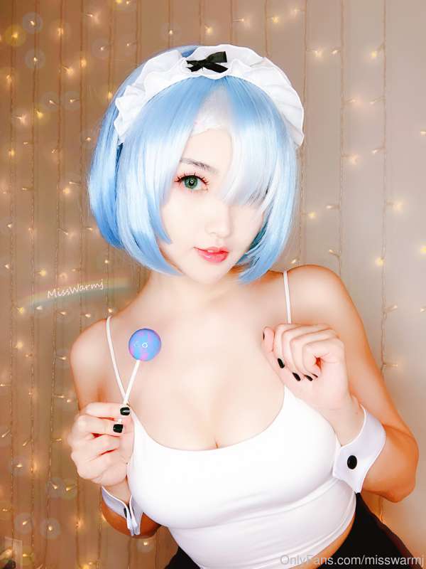 [8 Rem Pics click for full size] I did my first NSFW ASMR vi.. 3