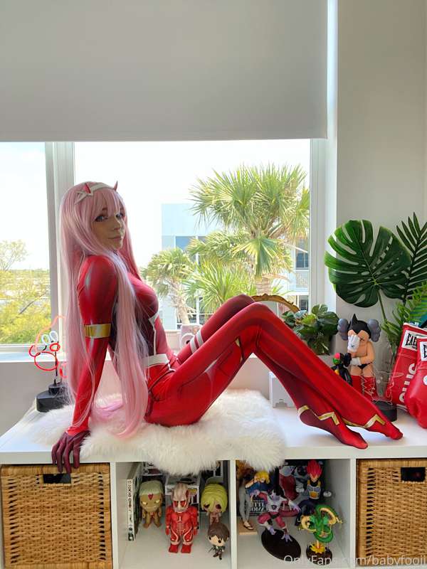 Zero Two set pt. 5 🌸🖤🧠🌩🍭🧸 26