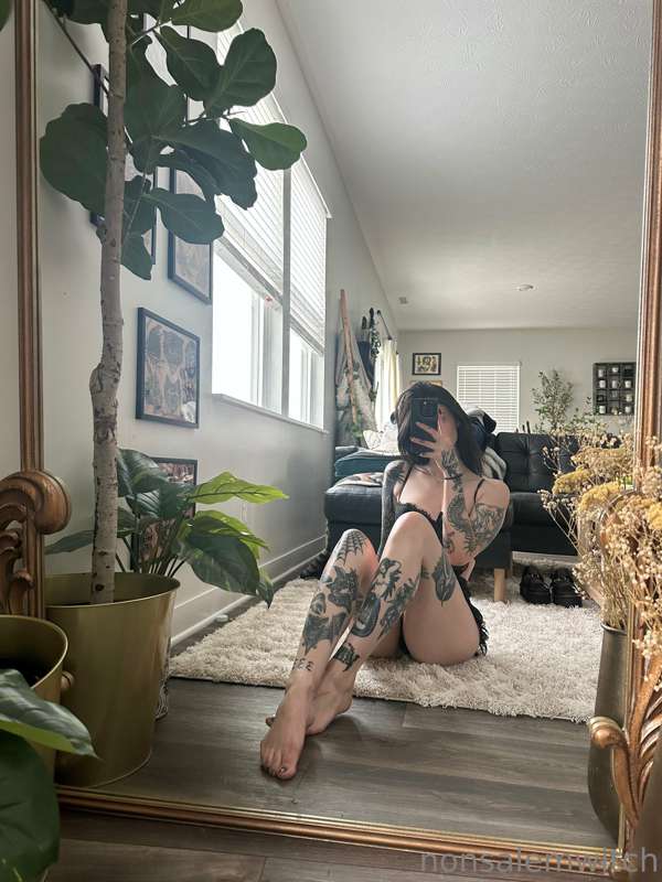 kiss me from my toes up 😘 4