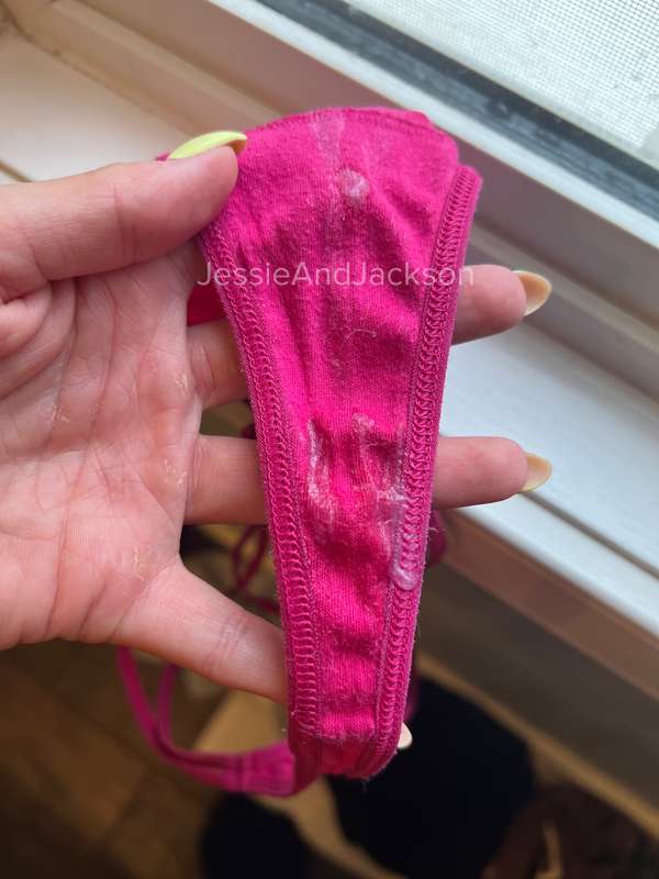 **Yesterdays (dirty) panties** 😉
Swipe through if you wanna .. 6