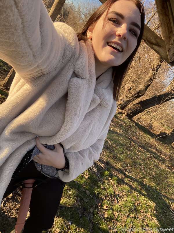 It was a very cold shoot, but I sucked well there and fucked..