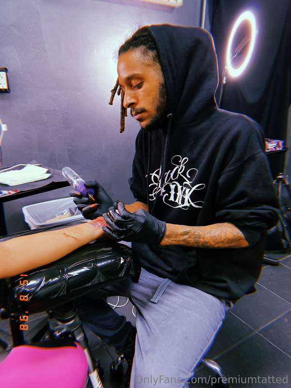 Let’s link at the shop 💉
