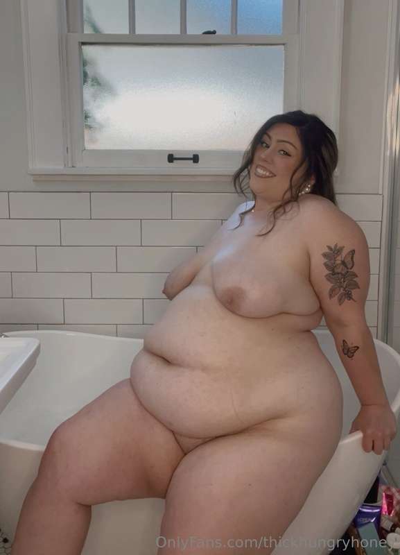 My tub is big but so am I…Don’t you think I should work on o.. 21