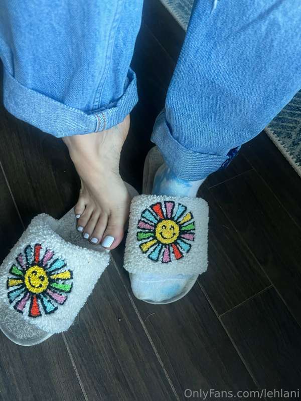 White toes & cozy slippers ❄️🩷
One taste and you’d be hooked.. 1
