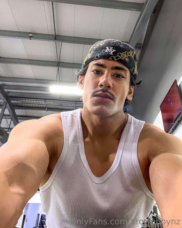 Keep the moustache or shave it ?