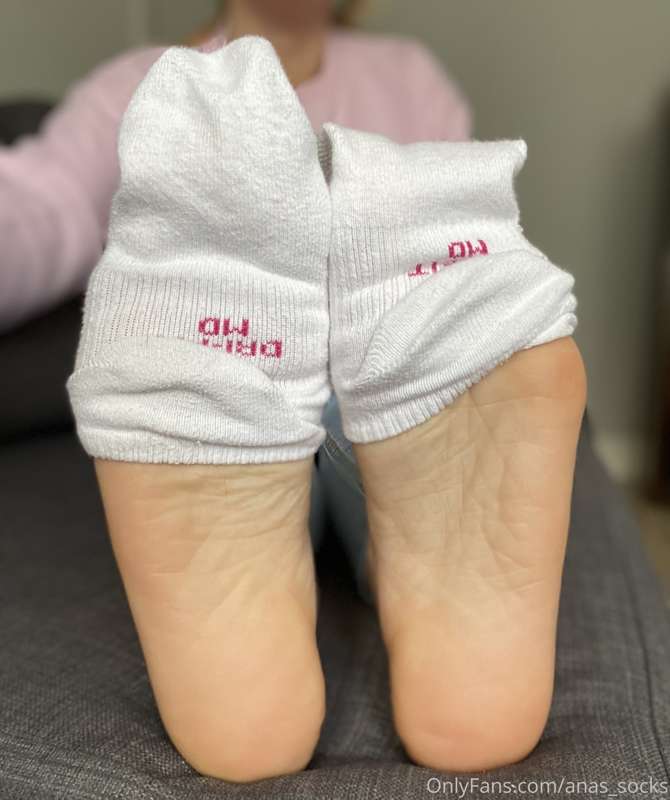 I peeled this socks of my feet for you to have a taste 👅 8