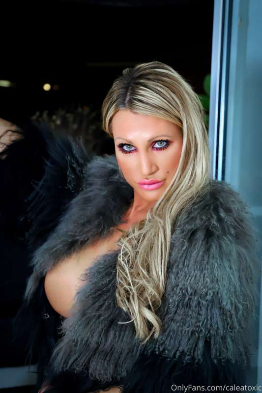 I wish you a happy new year!! Suitable for the season today .. 3