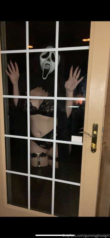 Happy 1st day of Spooktacular October! 🎃 I hope you’re ready.. 2