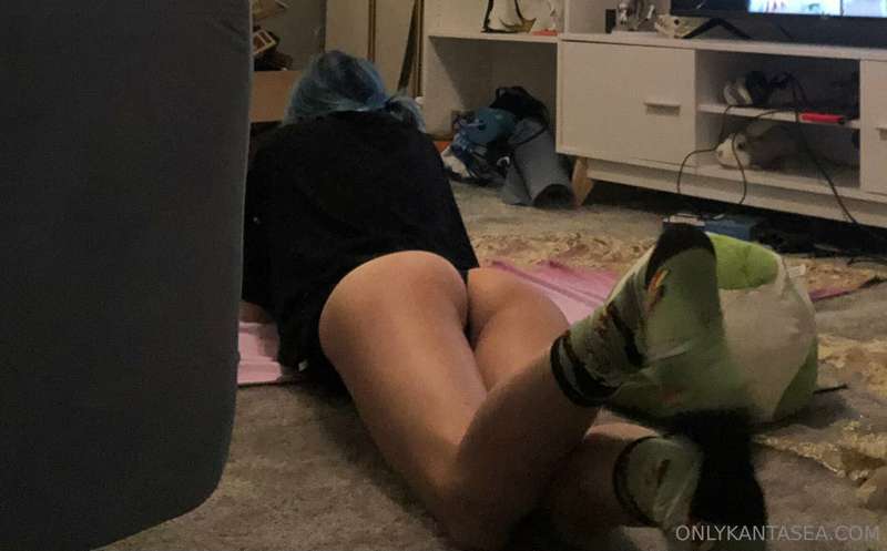The view of me hand sewing on my living room floor rn lmao