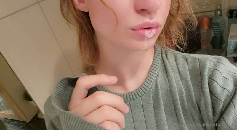 Hope you'll forgive my low-effort post! 😅 At a short lil vac.. 7