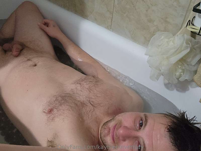 My stomach is acting up. Time for a bath the fist one in mon.. 1