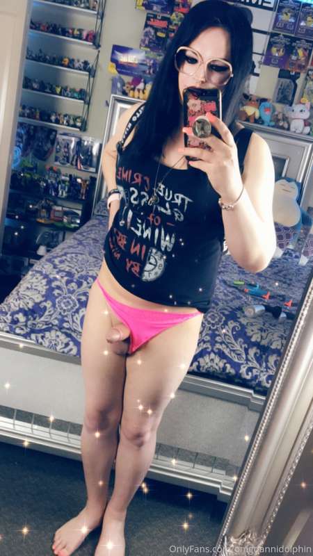 Teasing and showing off my 🐔💙🤓 3