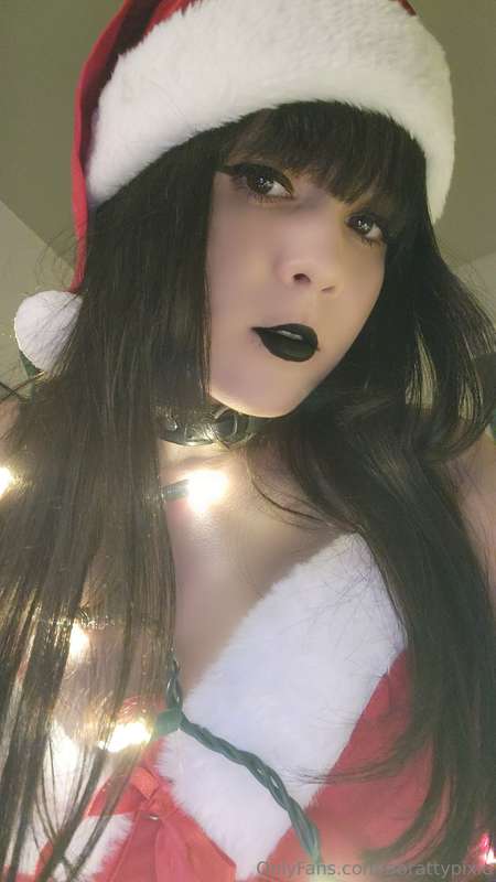 :3 3