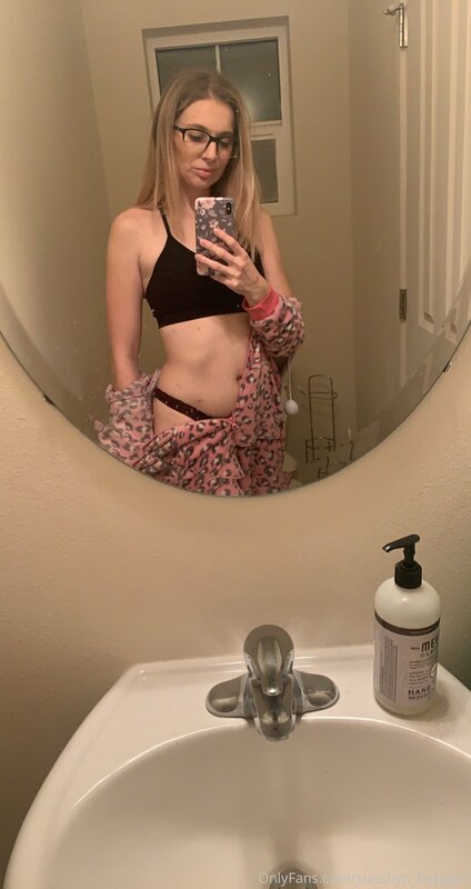 Just thought I’d post some random pics on my phone! I hope y.. 7
