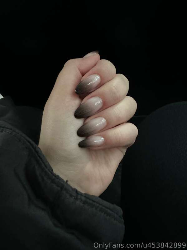 I bite my nails intensely, down to the point of 🩸 and pain. .. 9